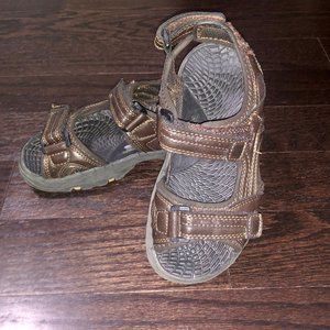 📣3 for $15 📣Boys Outdoors Sandles
